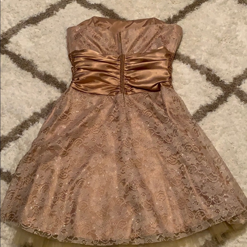 Dress - Picture 2 of 2